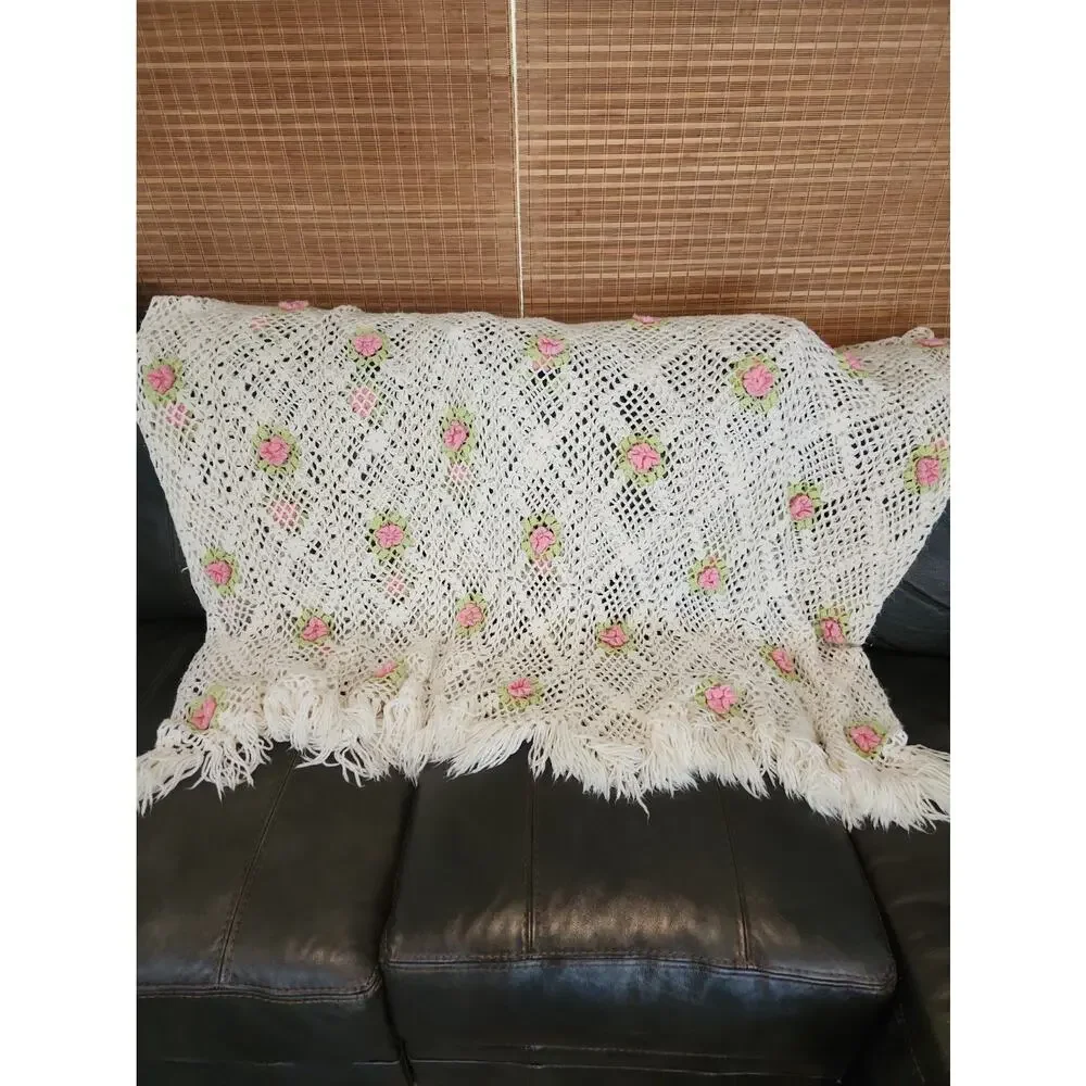 Vintage Handmade Crochet Afghan Bedspread 55x100 Pink 3D Roses Ivory Fringe